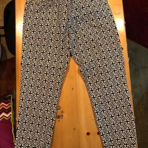 Joe Fresh, preppy party pants, cuffed crops, size 10,  white, navy & turquoise